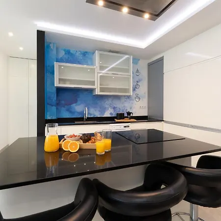 Alia Home, Playa, Canteras, Centro, Ocio *