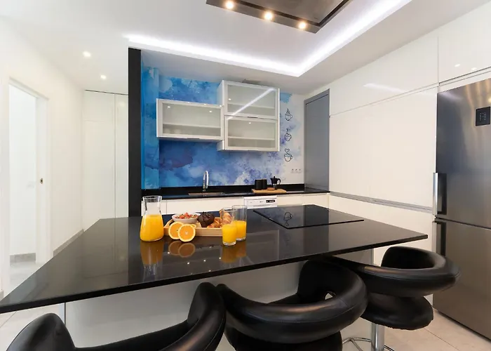 Alia Home, Playa, Canteras, Centro, Ocio *